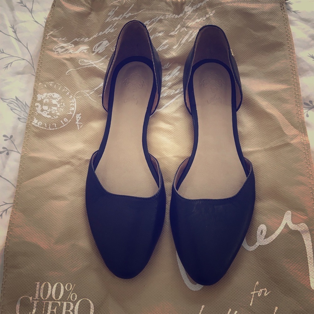 New Velez Flats size 8